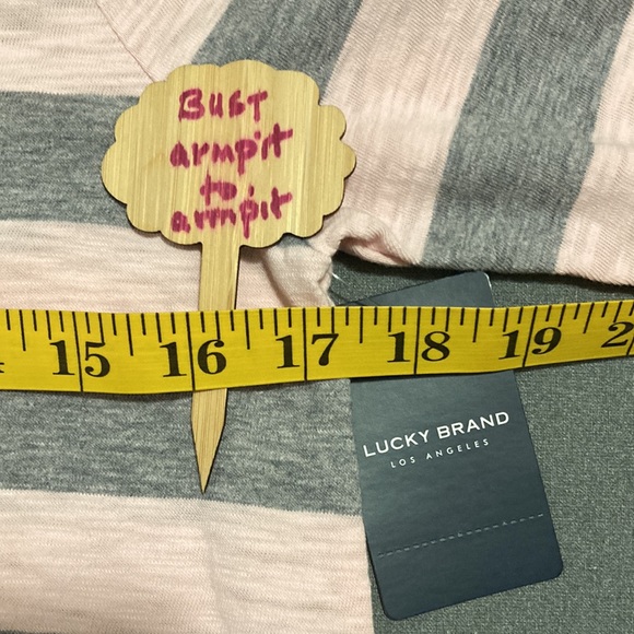 Lucky polo gray and pink blouse with collar. 3/4 sleeves Size XS. 100% cotton. - Picture 4 of 12